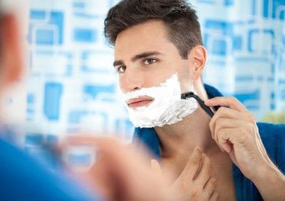Rougeurs et visage en feu après le rasage ?