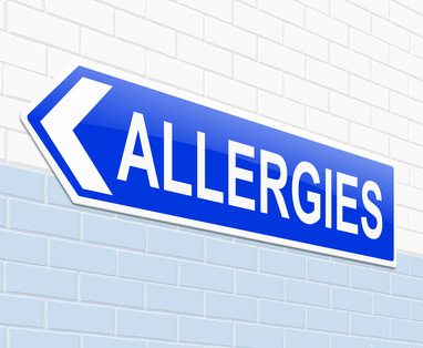Bébé allergique au lait : ça peut s'améliorer avec le temps ?
