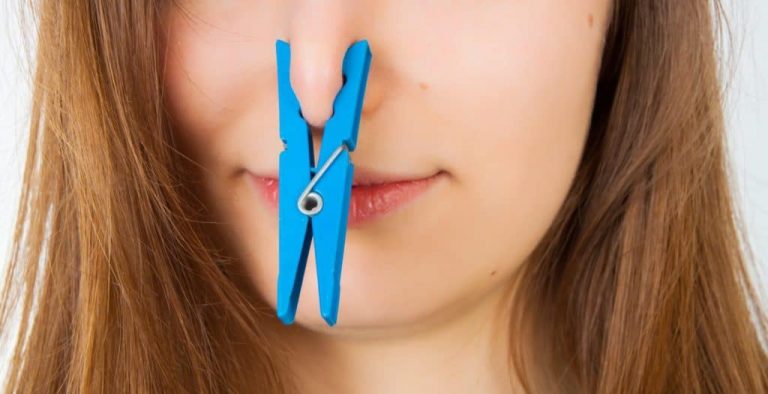 Narines bouchées mais examens normaux, que faire